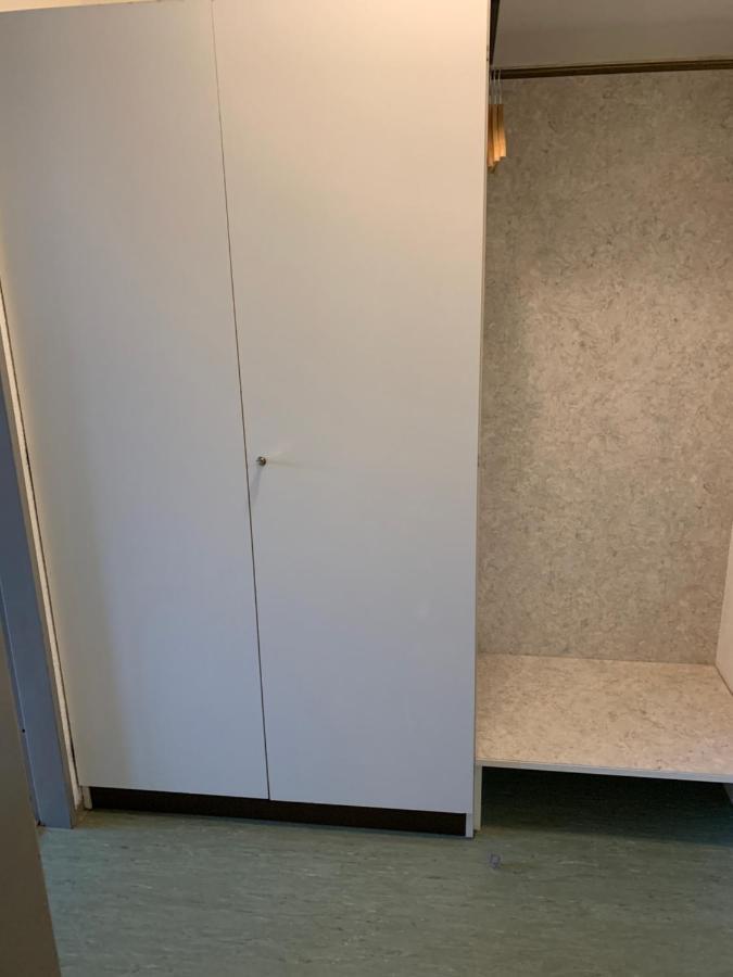 Ruhige Sonnige Wohnung Mit Rooftopterrasse Nahe Universitaet Gerbrunn 外观 照片