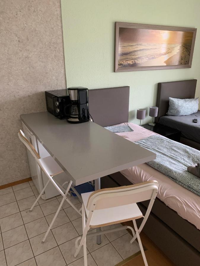 Ruhige Sonnige Wohnung Mit Rooftopterrasse Nahe Universitaet Gerbrunn 外观 照片